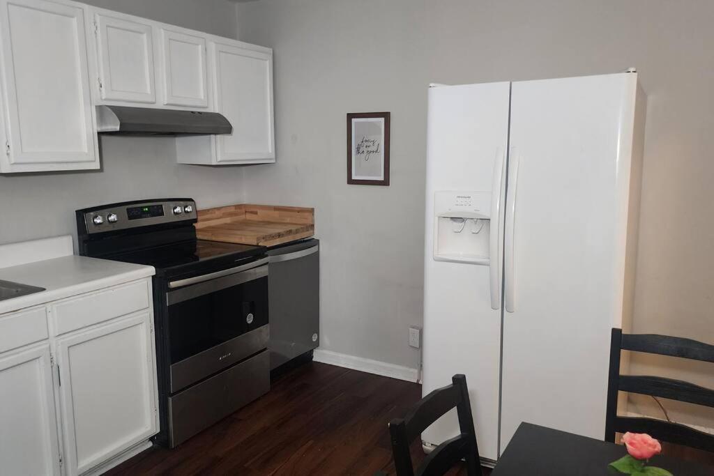 Two Bedroom Near Nashville-downtown Holiday home *